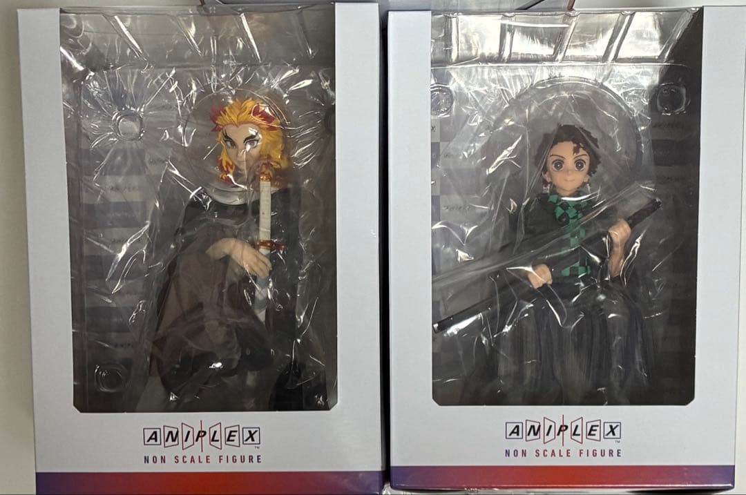 鬼滅の刃　アニプレックス　ノンスケールフィギュア　煉獄杏寿郎　竈門炭治郎