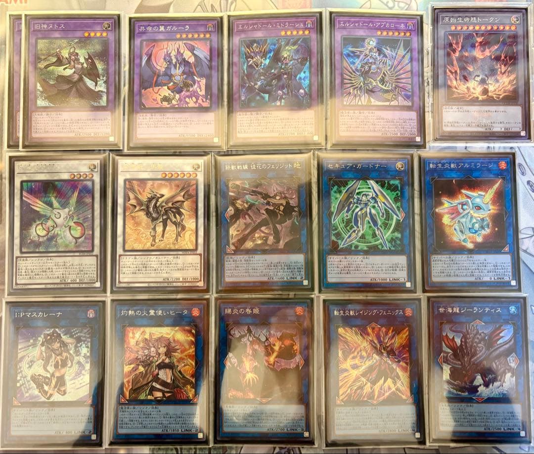 遊戯王OCG 御巫デッキ　高レア　スリーブ・おまけ付き