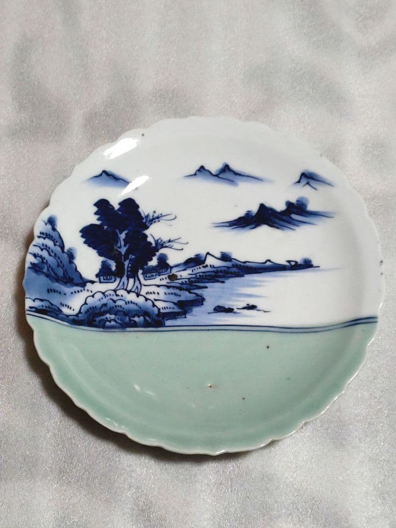 古伊万里　青磁　染付　風景皿　中皿　骨董　輪花形