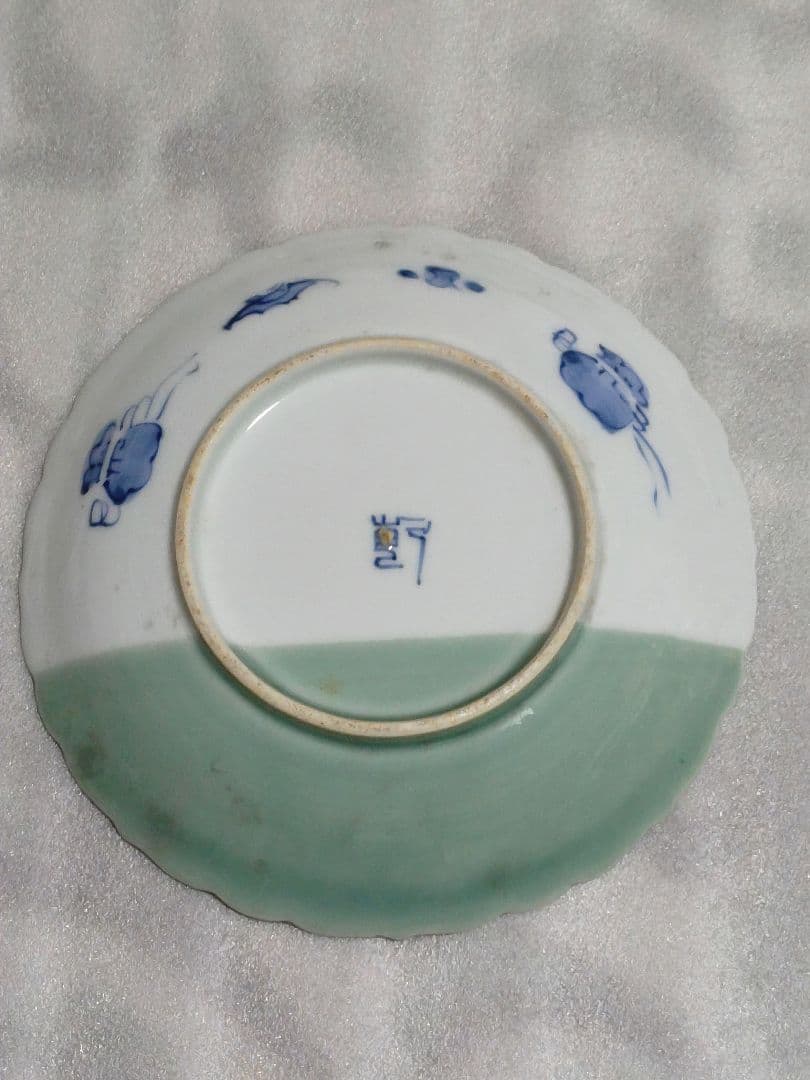 古伊万里　青磁　染付　風景皿　中皿　骨董　輪花形