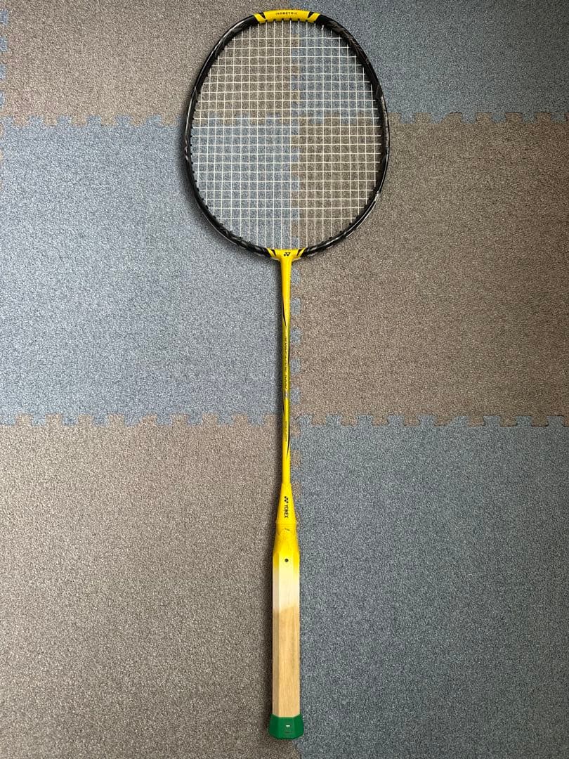 ラケット YONEX NANOFLARE 1000Z 4U5