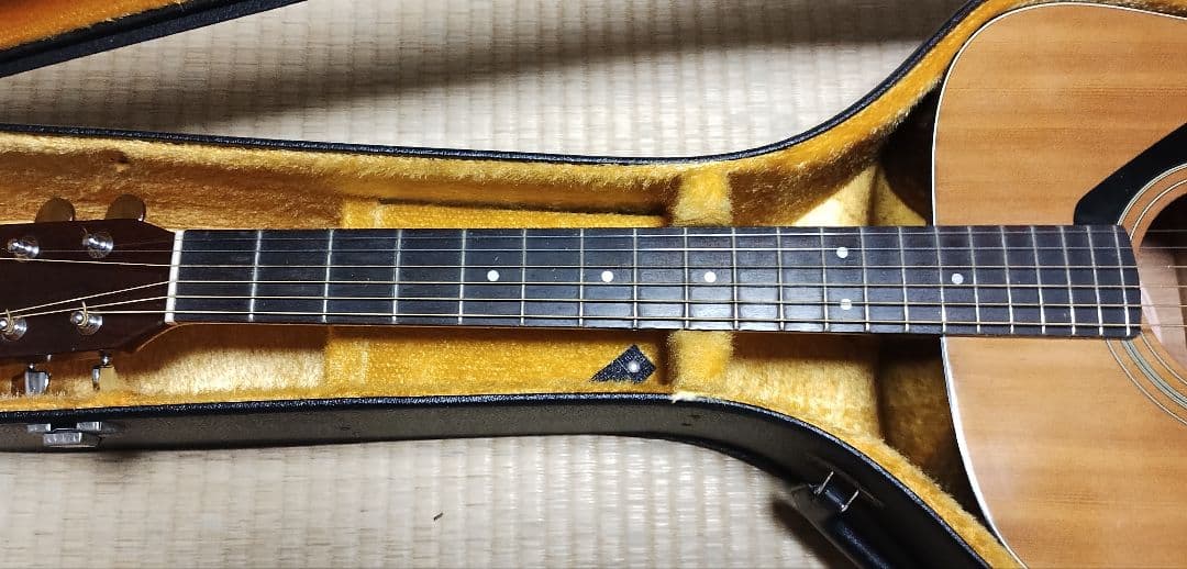 Yamaha FX-170A アコースティックギター　ハードケース付き