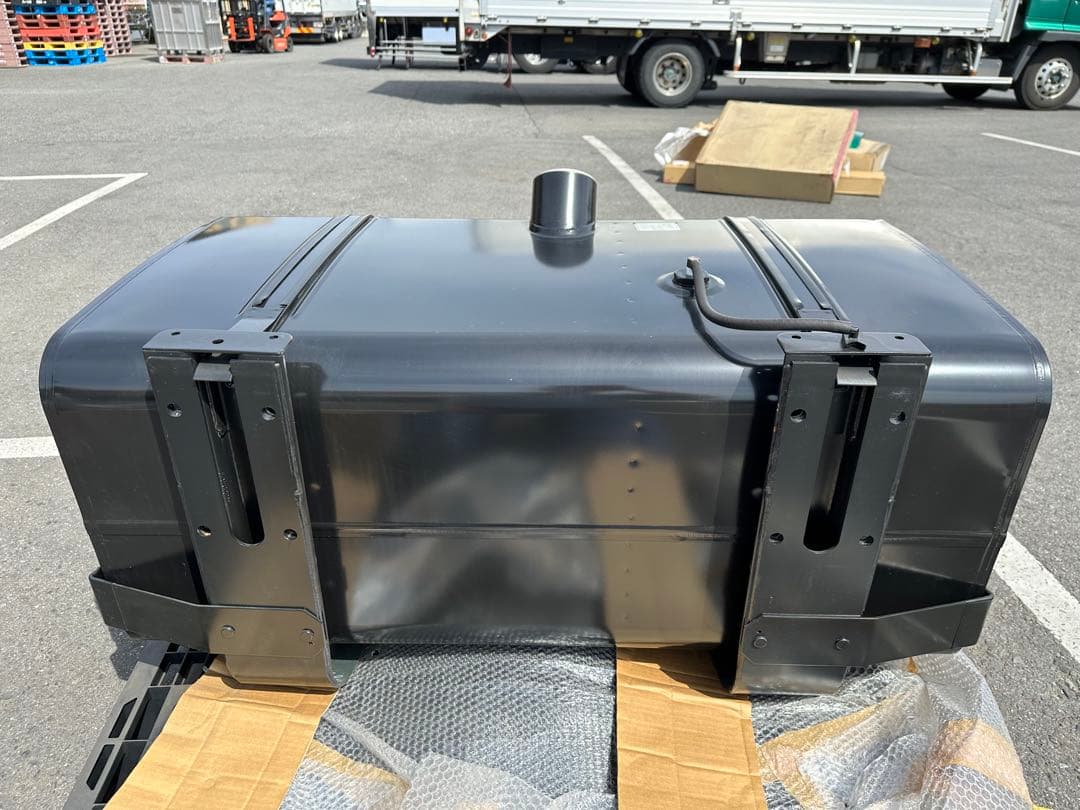 燃料タンク300L (日野)