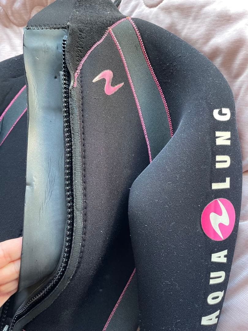 Aqua Lung フルスーツ ブラック・ピンク7mmスキューバダイビング冬必須