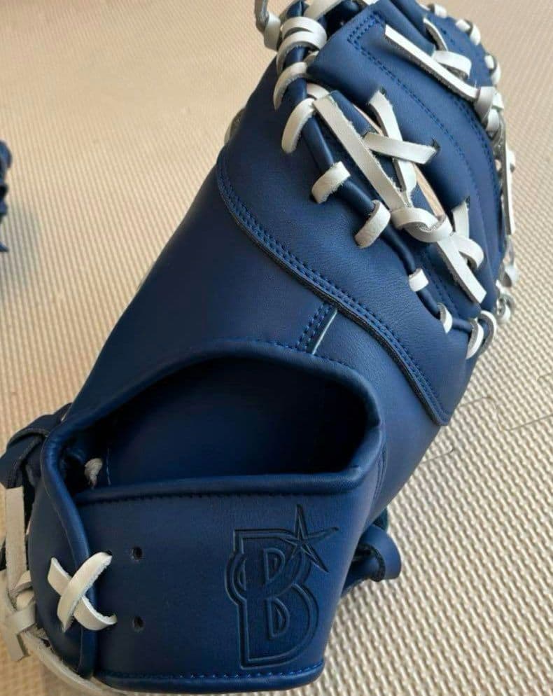ベイスターズファンクラブ限定 キャッチャーミット ファーストミット まとめセット