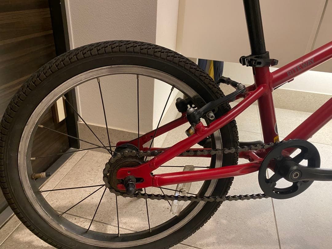 子供用自転車 赤 バスケット付き