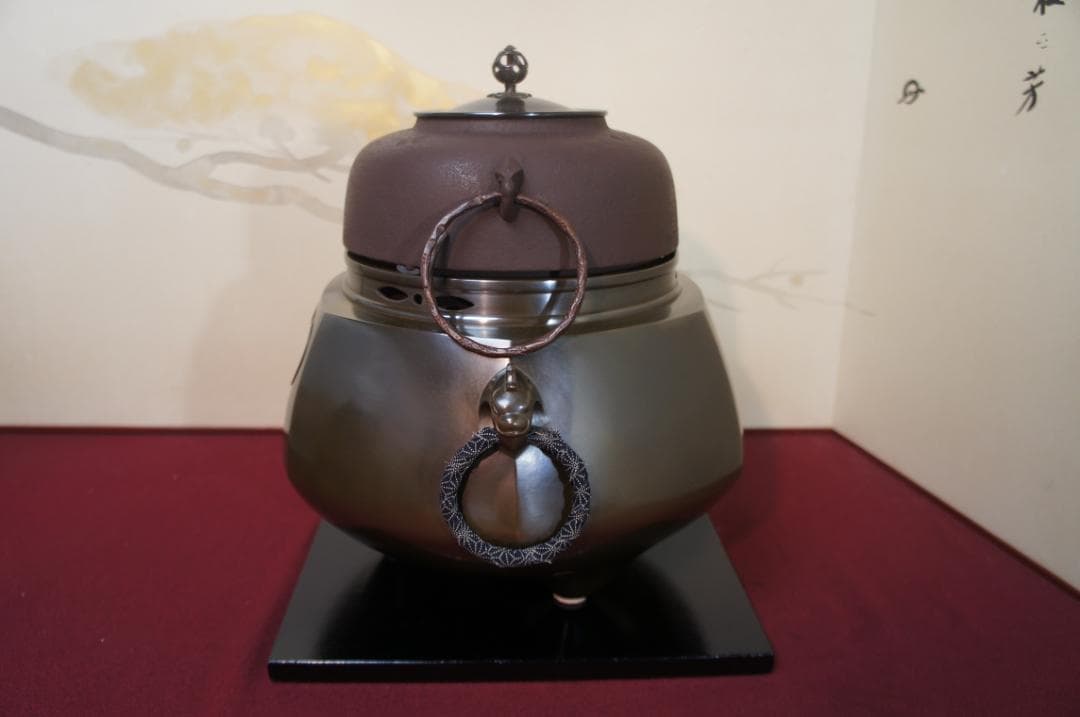 ☆美品 未使用? 在銘平丸釜添え 砂張銅六角鬼面風炉釜 400W電熱器 送料込み