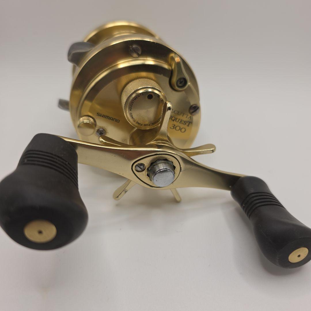 T62 シマノ 01カルカッタコンクエスト300