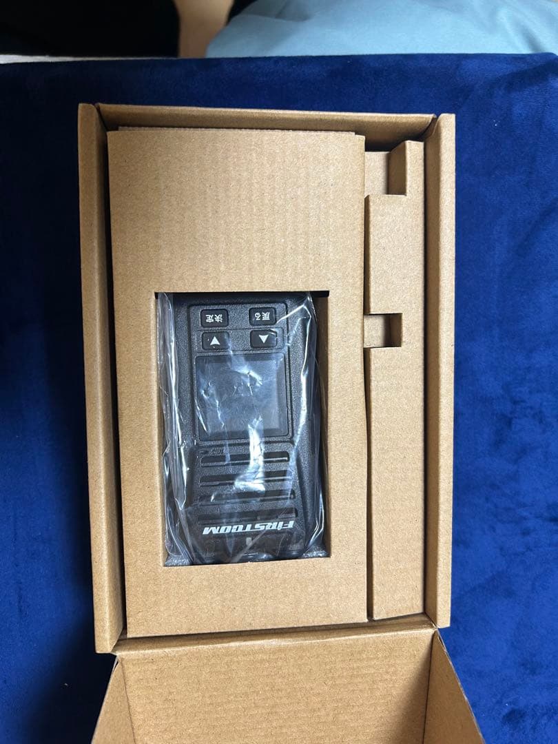 デジタル簡易無線　FC-D301 30チャンネル　5W