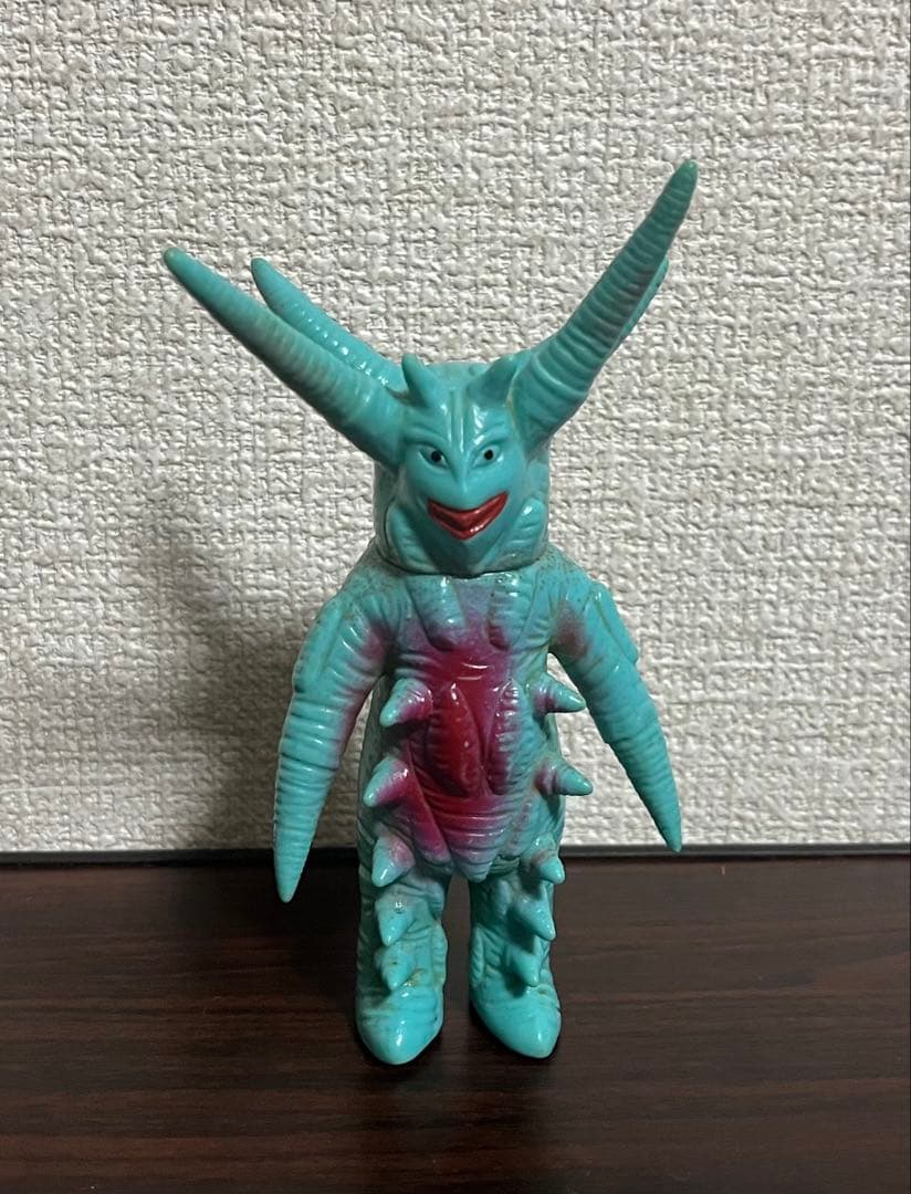 ダークロン ソフビ ブルマァク ミラーマン フィギュア