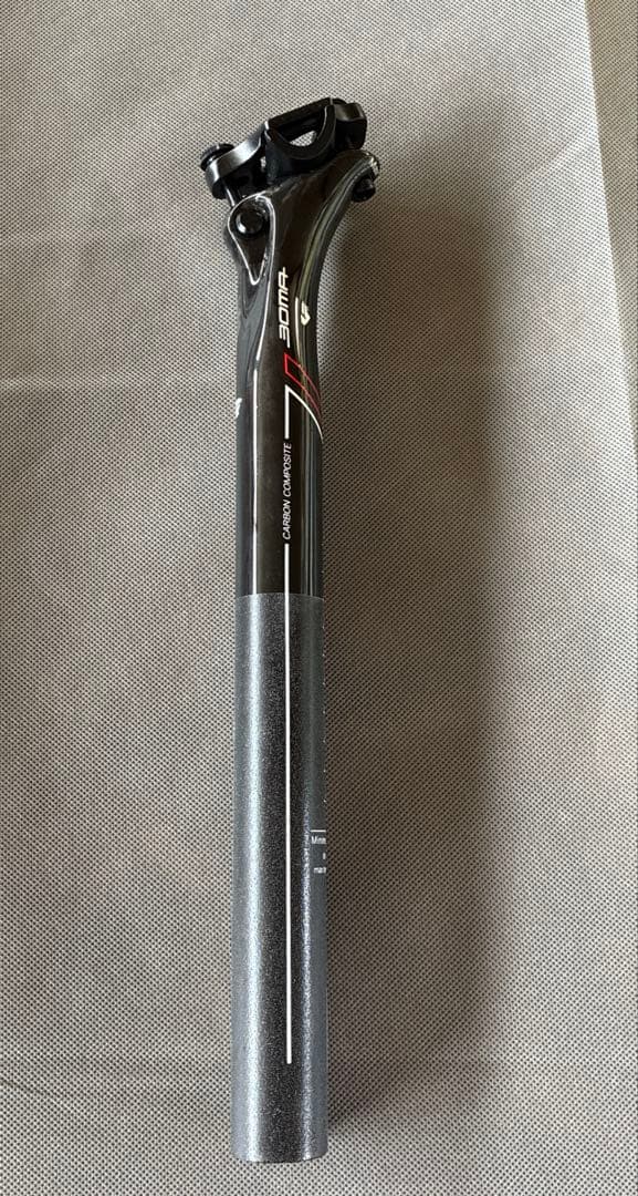 ボタン様　BOMA カーボンシートポスト　SP-07A φ31.6mm