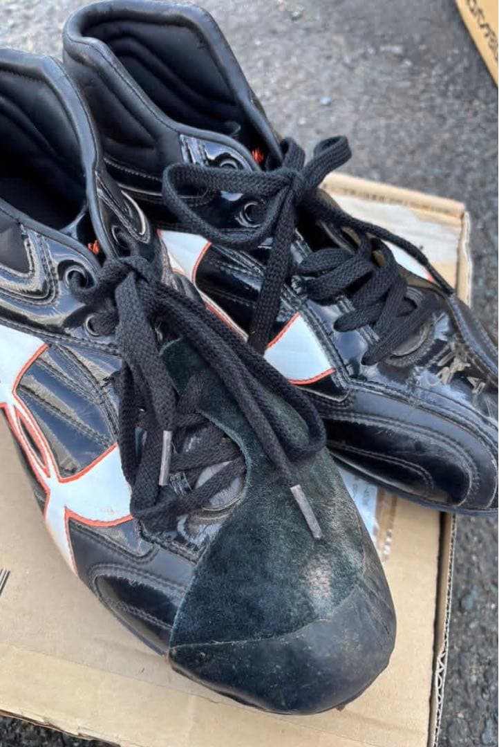 直筆サイン入り 読売ジャイアンツ 澤村投手 実使用スパイク