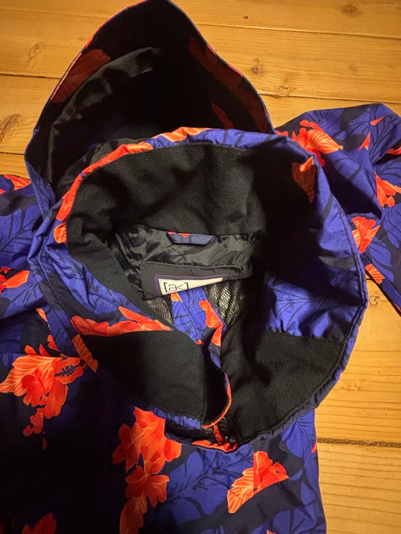 BURTONスノーボードウェア上(女性用)