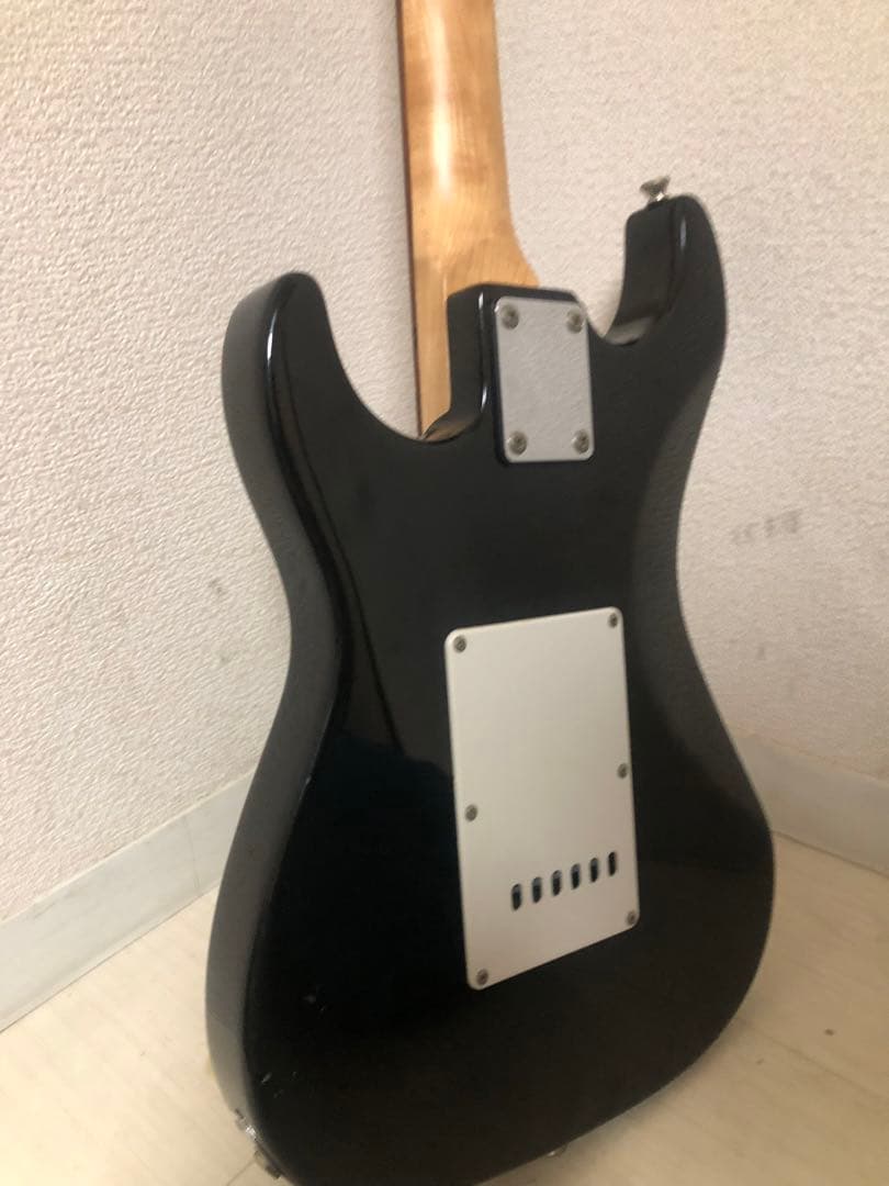 Bacchus ストラトキャスタータイプ　エレキギター　バッカス