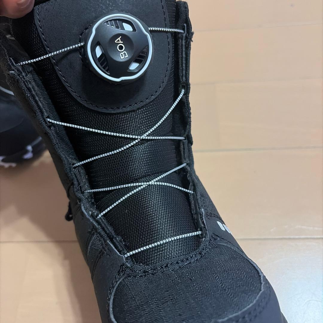 Burton GROM BOA子ども用スノーボードブーツ　18.5