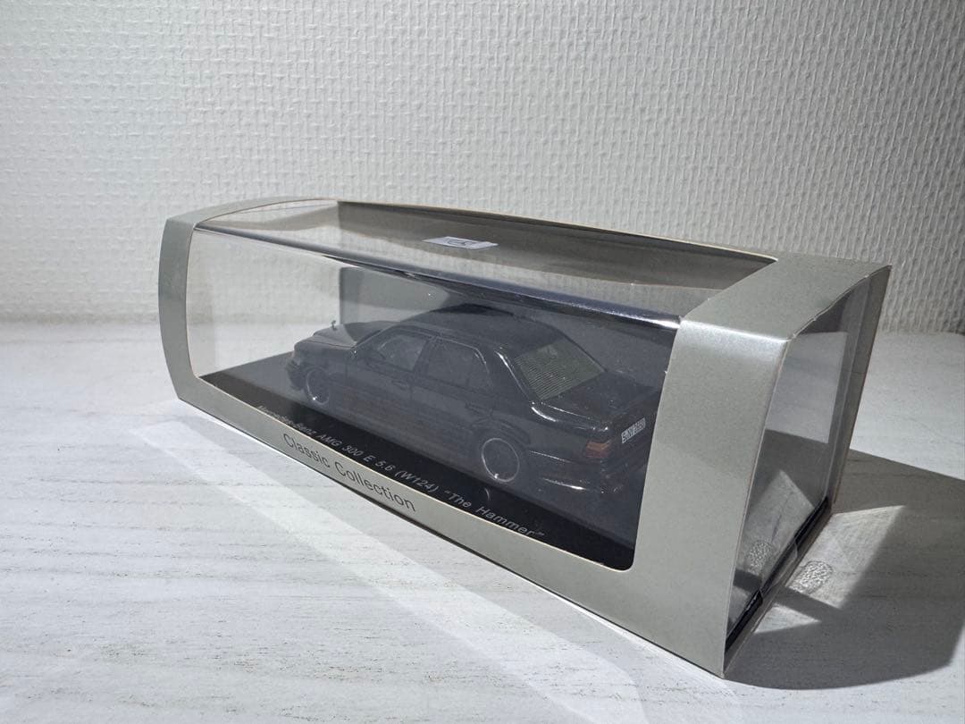 ミニカー Mercedes-BenzAMG300E6.0 'The Hammer'1/43