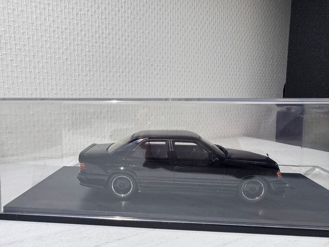 ミニカー Mercedes-BenzAMG300E6.0 'The Hammer'1/43