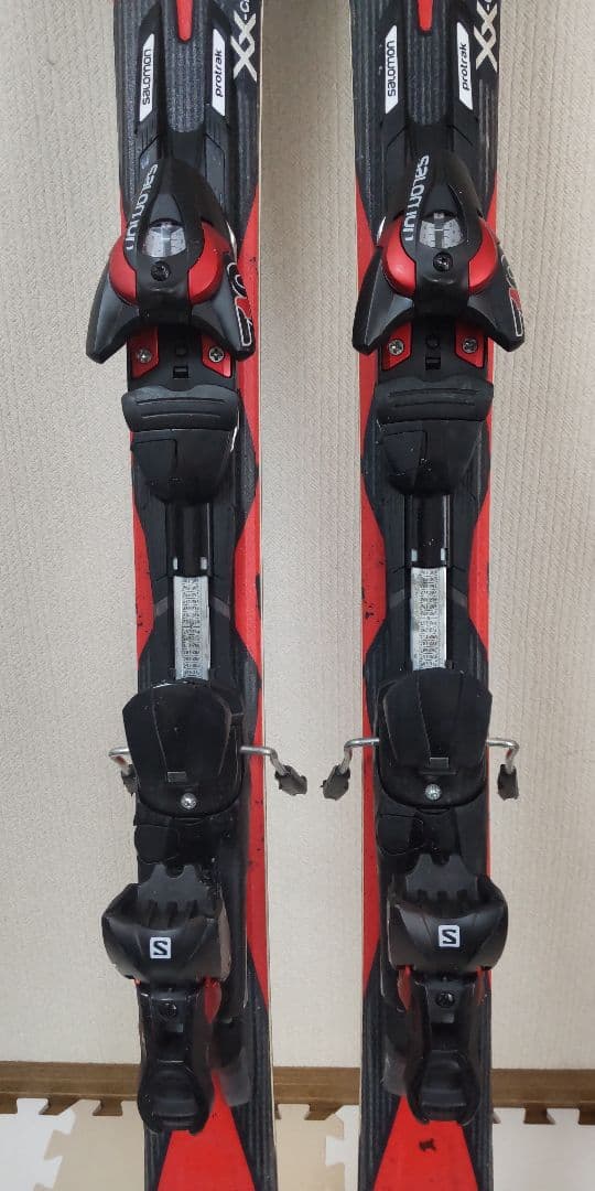 Salomon X Drive 80 スキー板 黒/赤