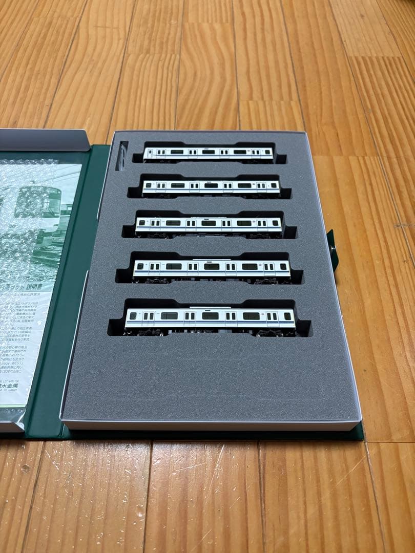 KATO 10-2043 東急5050系4000番台 新幹線ラッピングトレイン