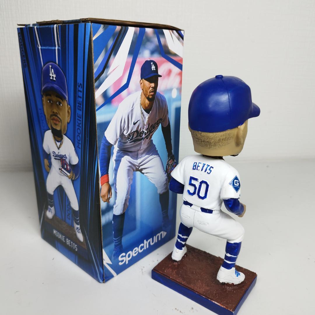 ムーキーベッツ ボブルヘッド 首振り人形 2024年 ムーキーベッツ I1B5