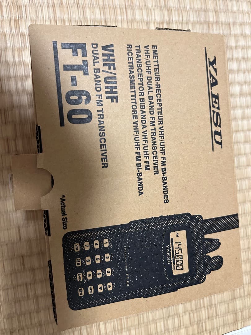 FT-60 八重洲無線 YAESU　➕　電池ケース