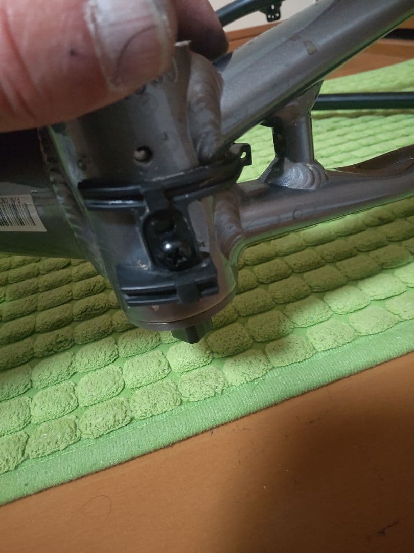 GIANT ESCAPE R3 2018年モデルフレームのみXSサイズ