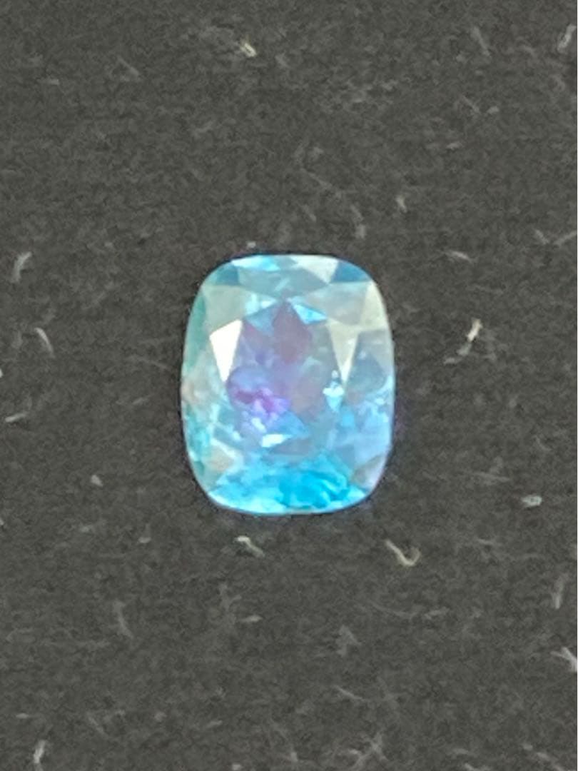 コーネルピン　0.992ct