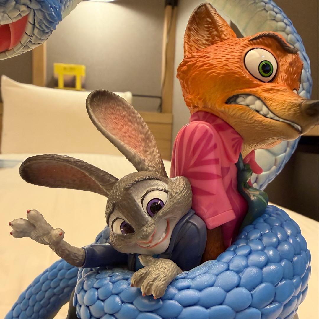 ハッピーくじ ズートピア2 A賞 ポスターフィギュア