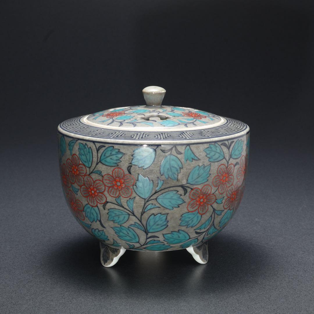 十三代今泉今右衛門　色絵薄墨草花更紗文香炉　共箱　人間国宝　R1670お7