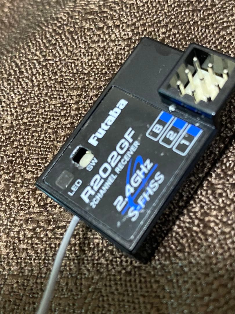 フタバ　2PSK-2.4g R202GF 送受信器　レシーバー　値下げ交渉不可