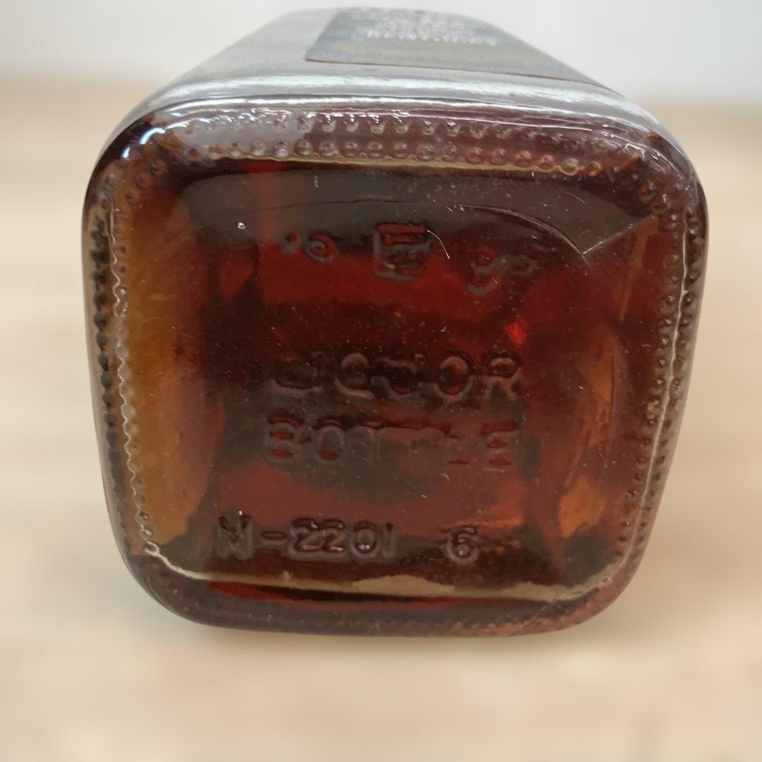 オールドバースタウン バーボンウイスキー 750ml 43%