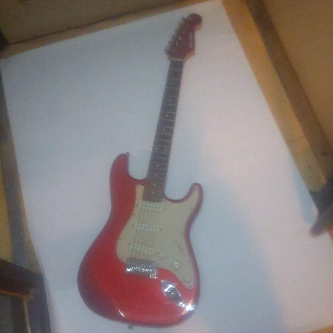 エレキギターです