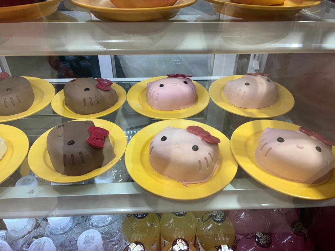 t*o様 新作 正規品 ボンボンドロップシール サンリオ コンプリート8点 ➕バ