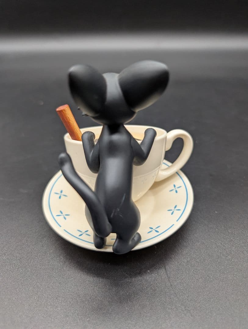 ジジ　フィギア　コーヒーカップ 　カプチーノ