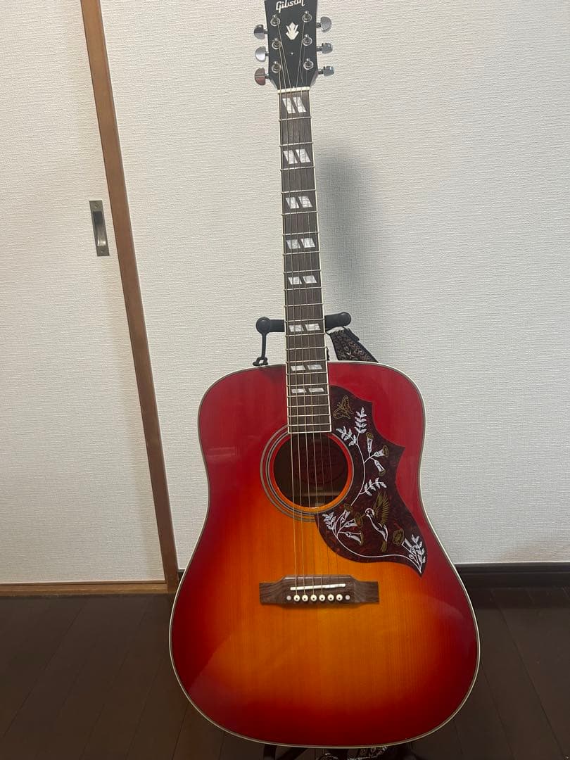 アコースティックギター　ハミングバード　エレアコ　アコギ　エピフォン　ギブソン