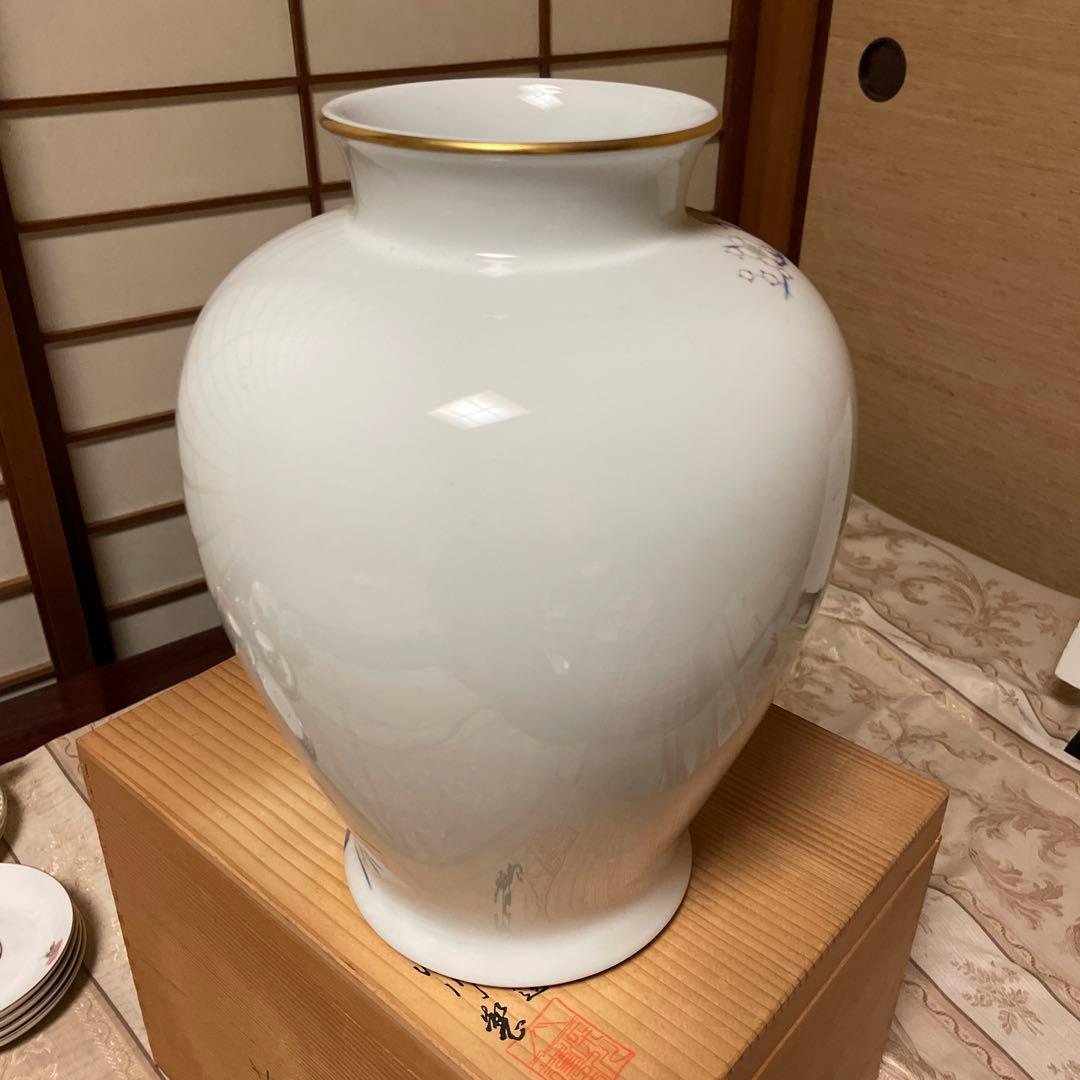 美術有田焼　宮内庁御用達　深川製　花柄陶器花瓶 青白