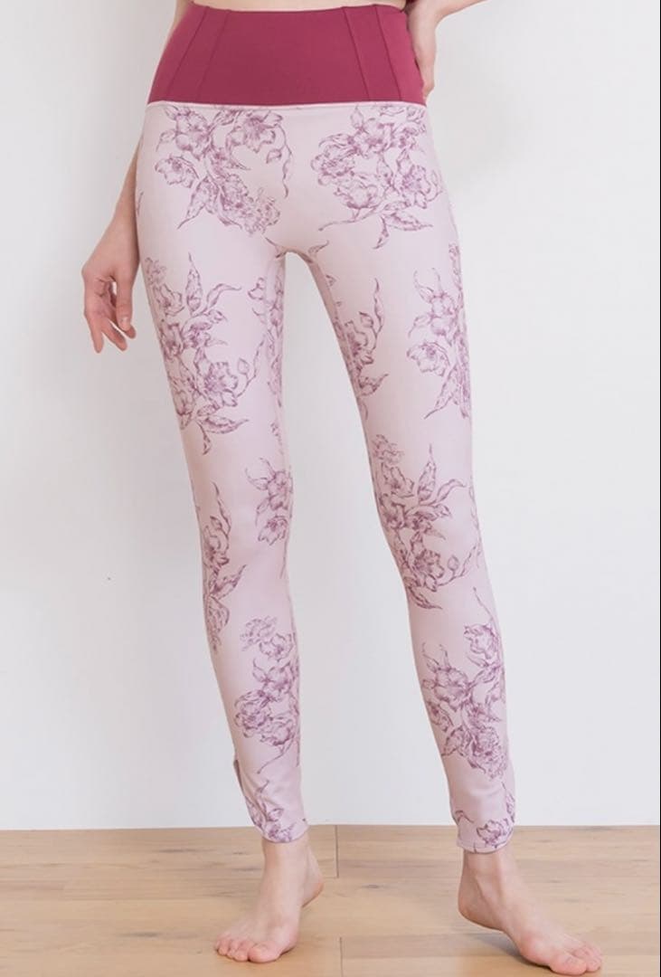 ラバ　LAtVA 花柄ハイウエストヨガパンツ M¥12800
