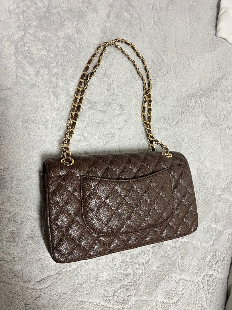 キルティングショルダーバッグ（ブラウンカラー）