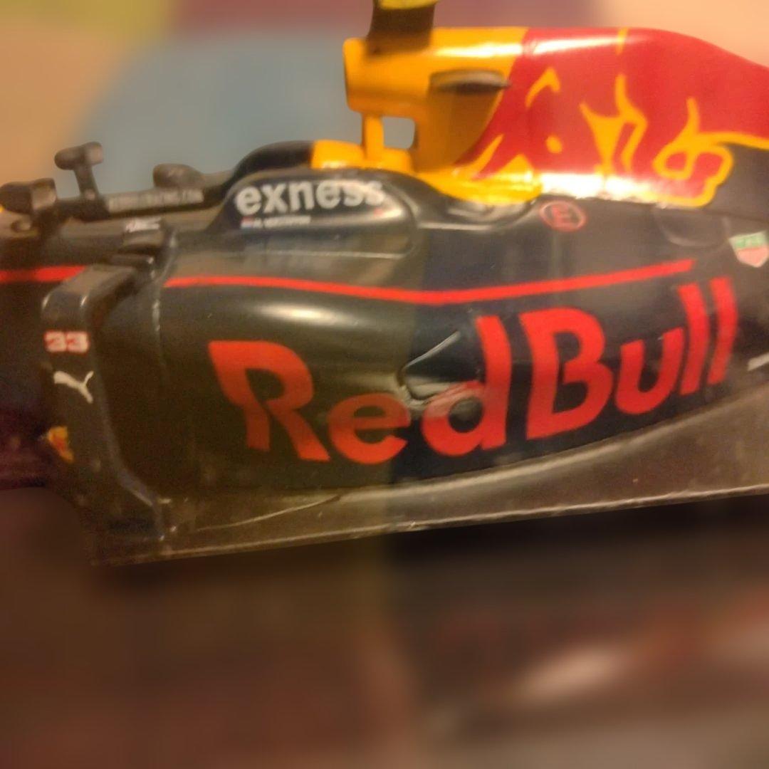 Red Bull RB12 Max Verstappen 2016 冊子付き