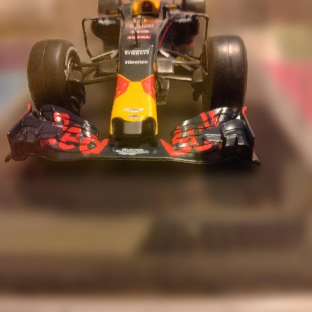 Red Bull RB12 Max Verstappen 2016 冊子付き