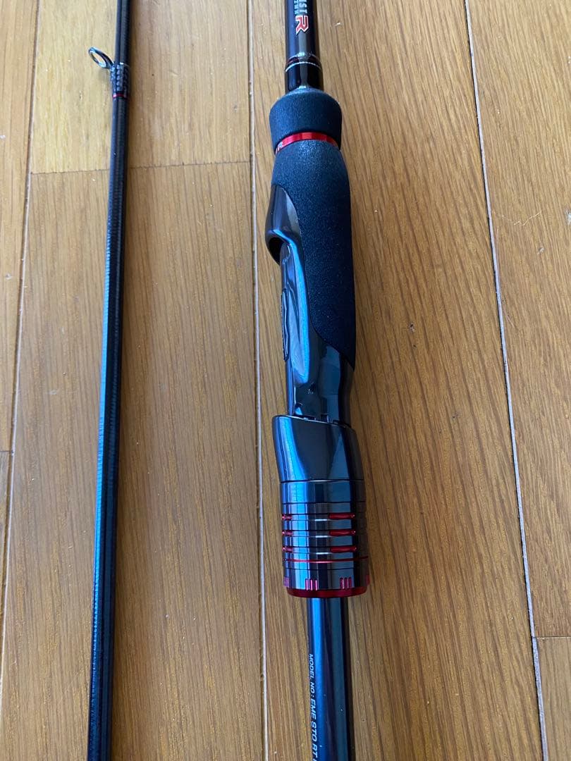 美品　エギングロッド　ダイワ　22エメラルダス ストイストRT 82MH