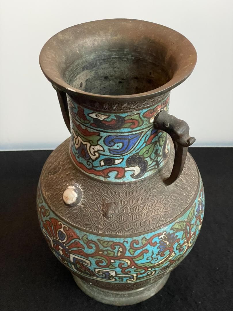 希少 中国 花瓶 壺 美術 古銅 古玩 宝石嵌 翡翠 亀甲文 七宝 双獣耳 龍飾