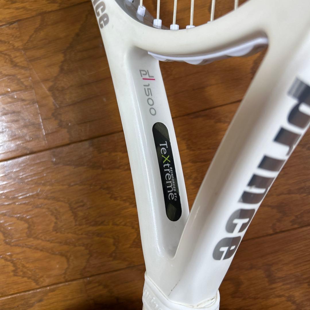 Prince EMBLEM ホワイト テニスラケット　　　120 グリップ2