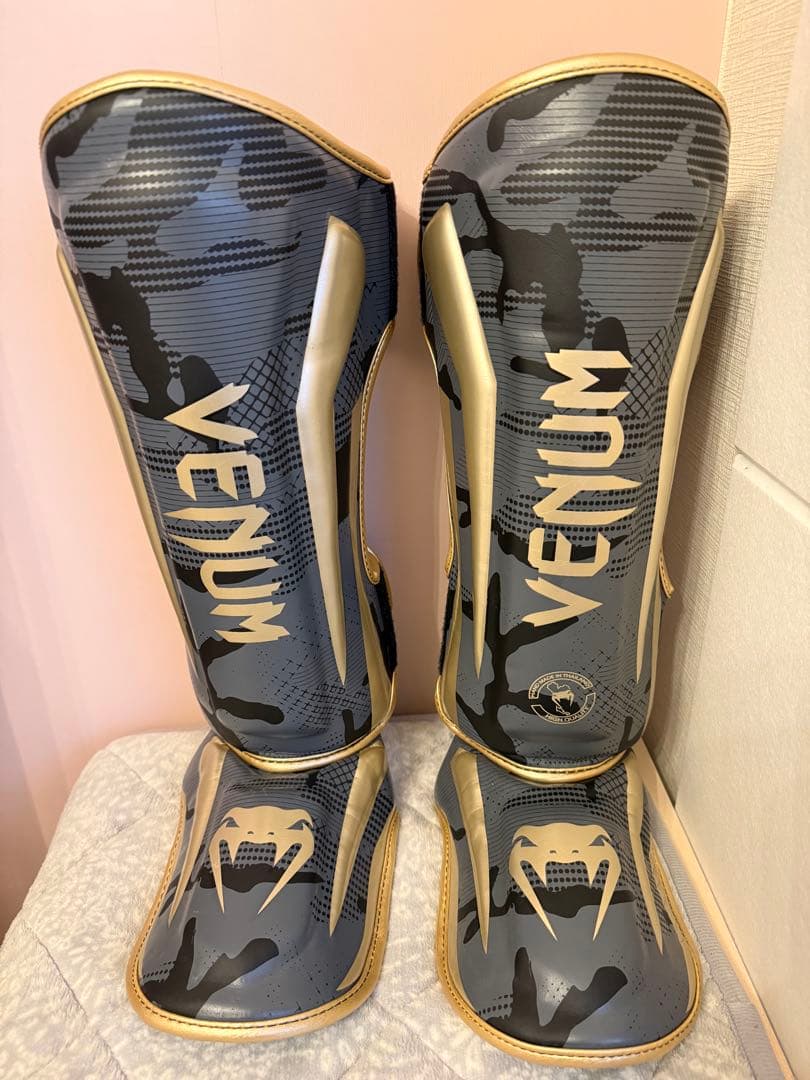 Venum ボクシンググローブ レガース セット