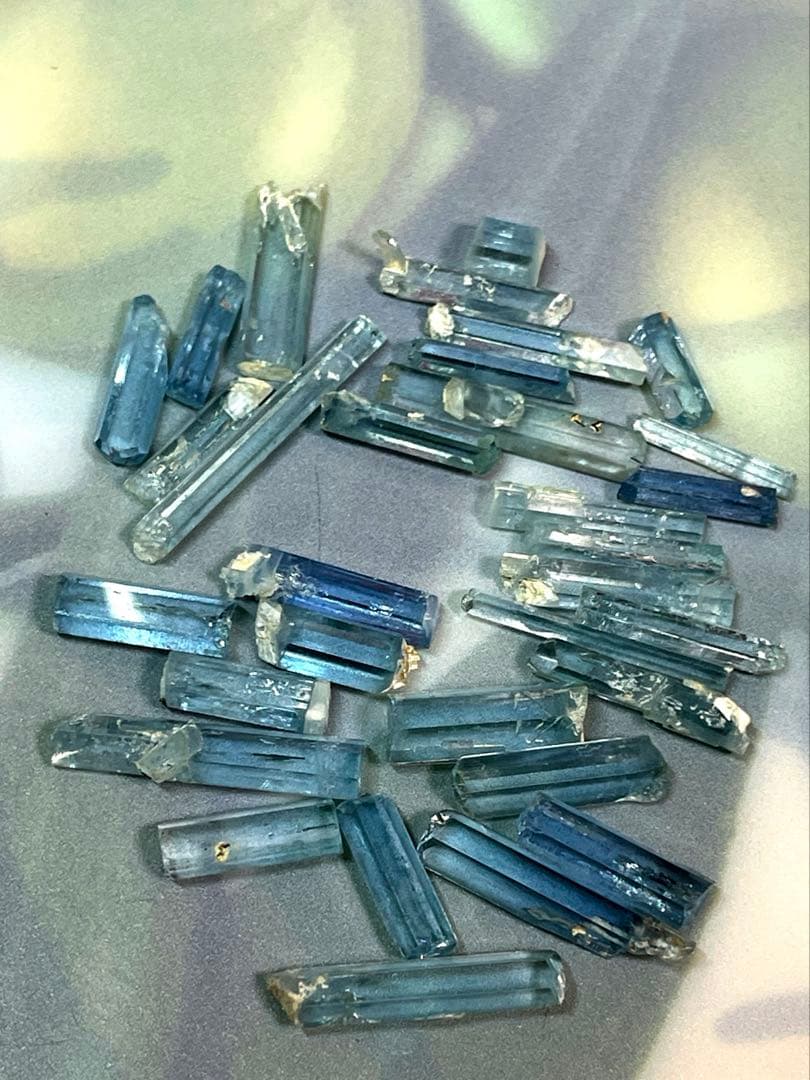 超クリア アクアマリン 原石 重さ：52.90ct 32点セットベトナム産