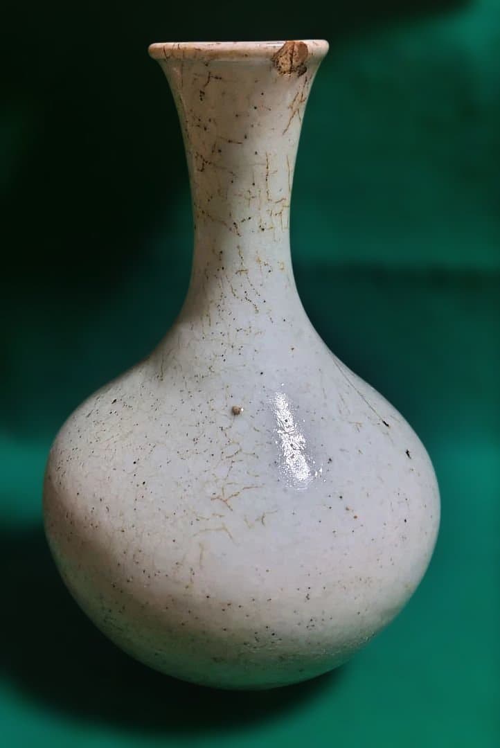 白色陶器ボトル 中型　白磁　李朝