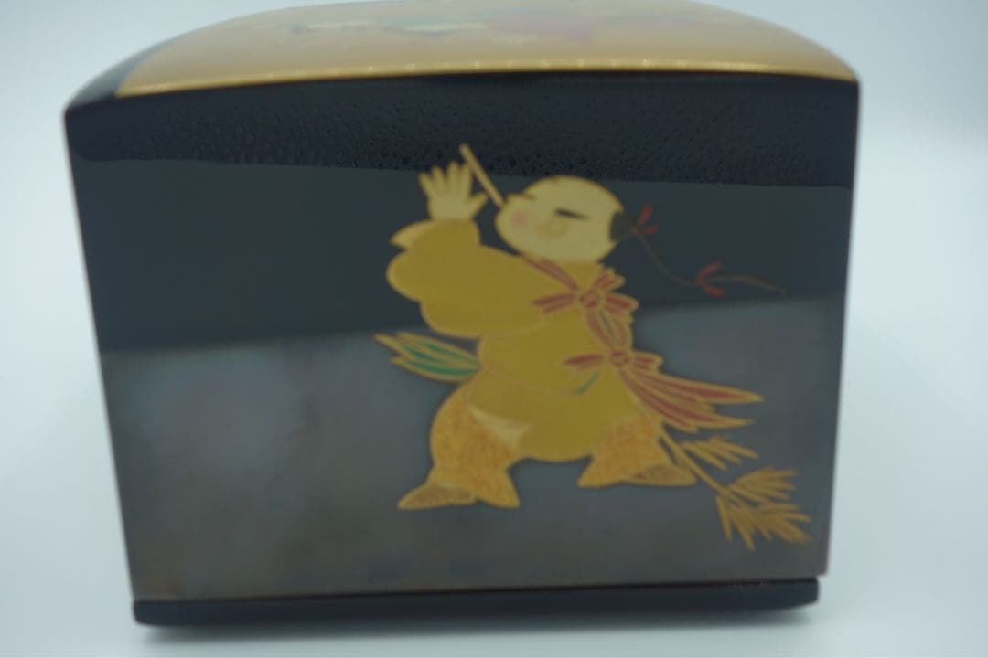 輪島塗　宝石箱　塗　金箔　蒔絵