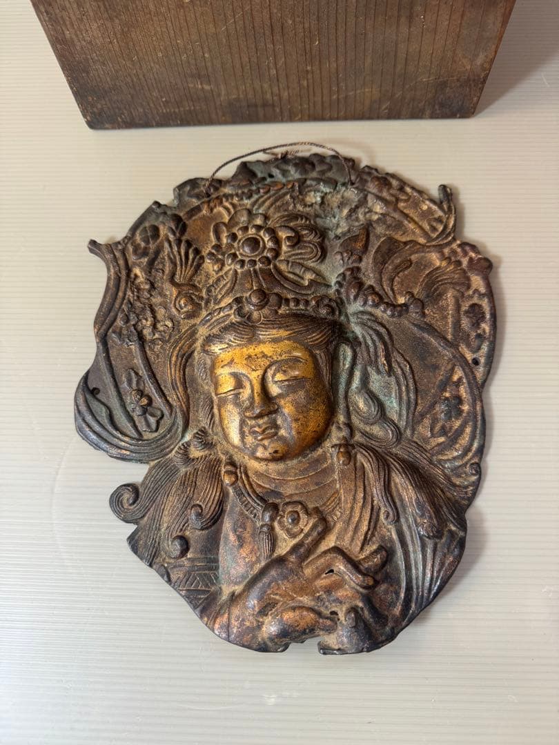 2707 銅製　観世音菩薩　仏像　置物　壁掛け　時代物
