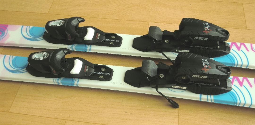 ■■送料無料■ジュニア用スキーフルセット■板130靴23■WAX済■女の子■■