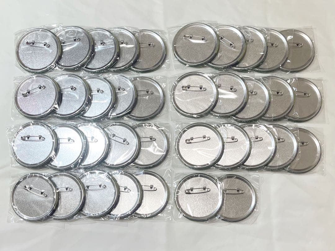 ブルーロック 潔世一 玉座 缶バッジ